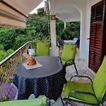 Villa Green *