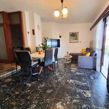 Villa Green Apartman *